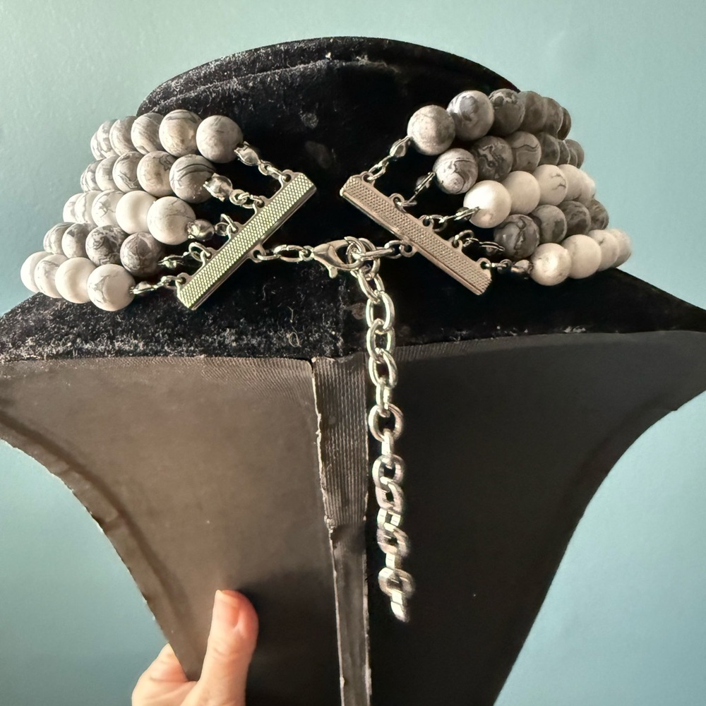 Beaded choker necklace - Picture 4 of 5